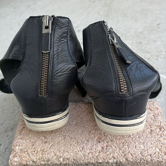 Eileen Fisher tumbled leather sneakers - Picture 5 of 6